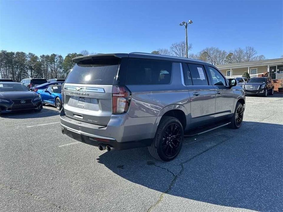 2022 Chevrolet Suburban Premier