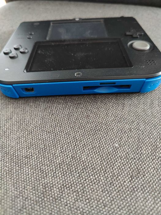Nintendo 2DS para peças