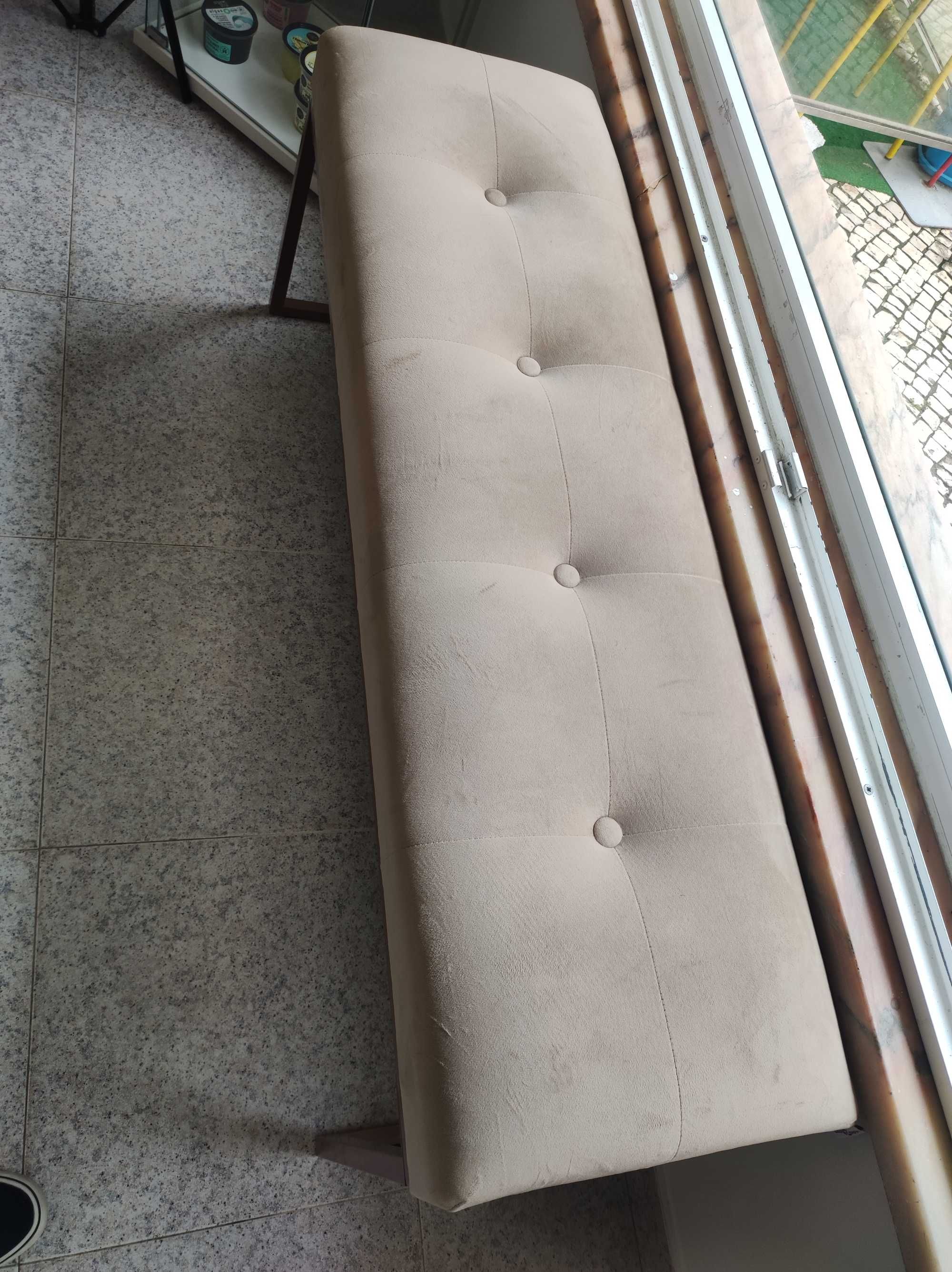 Vende-se banco de apoio