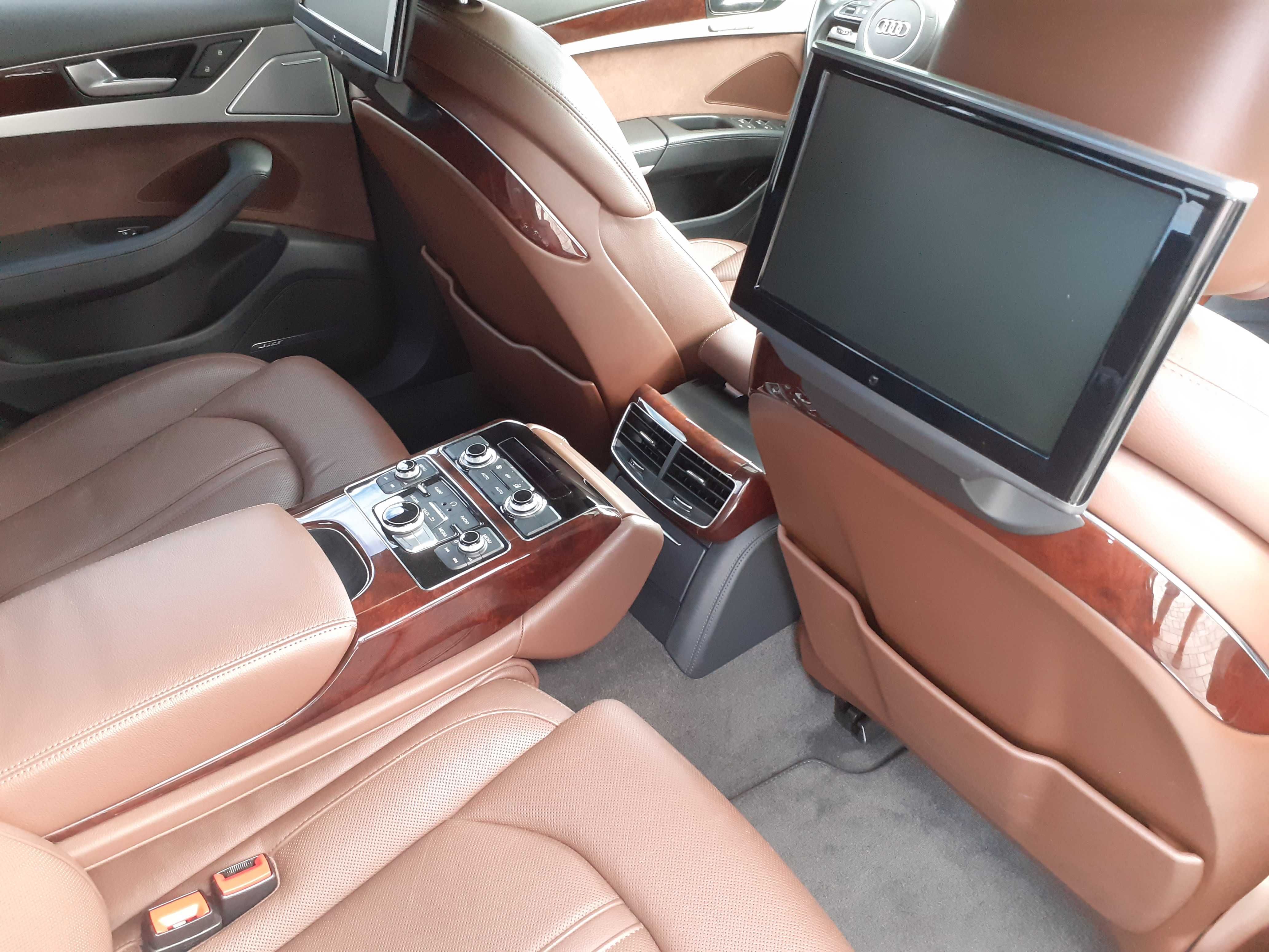 AUDI A8 4.2 Quattro . Stan BDB