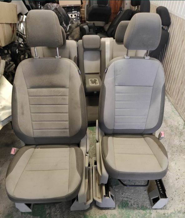 Кресло сидение Ford Fiesta, C-Max, Dodge Journey, Jeep Compass салон