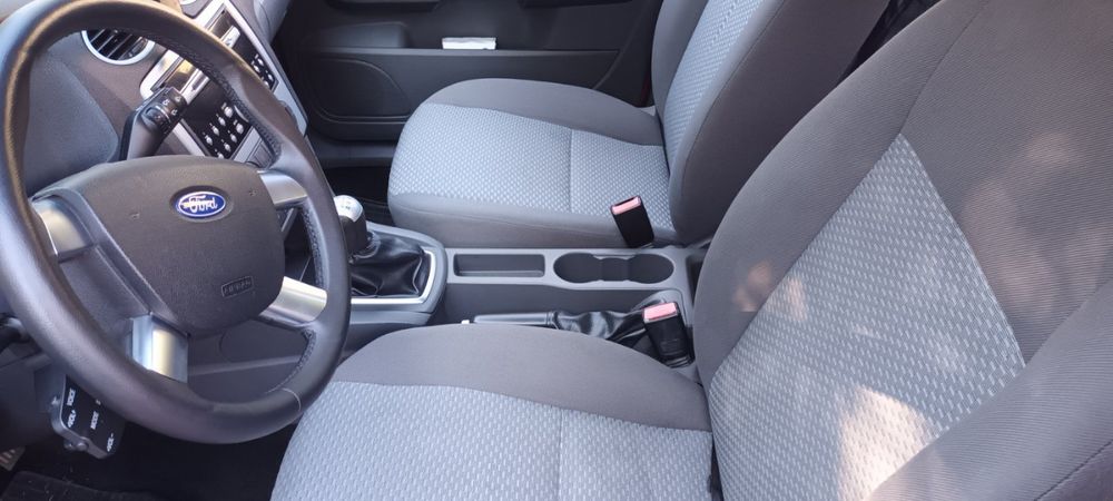 Продам Ford Focus 2 1.8 бензин