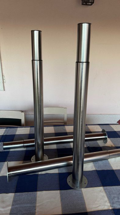 IKEA 4 pé mesa reguláveis cromados