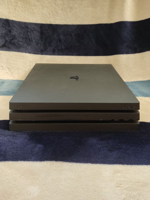 Плейстейшен 4 про 1 ТБ ПС 4