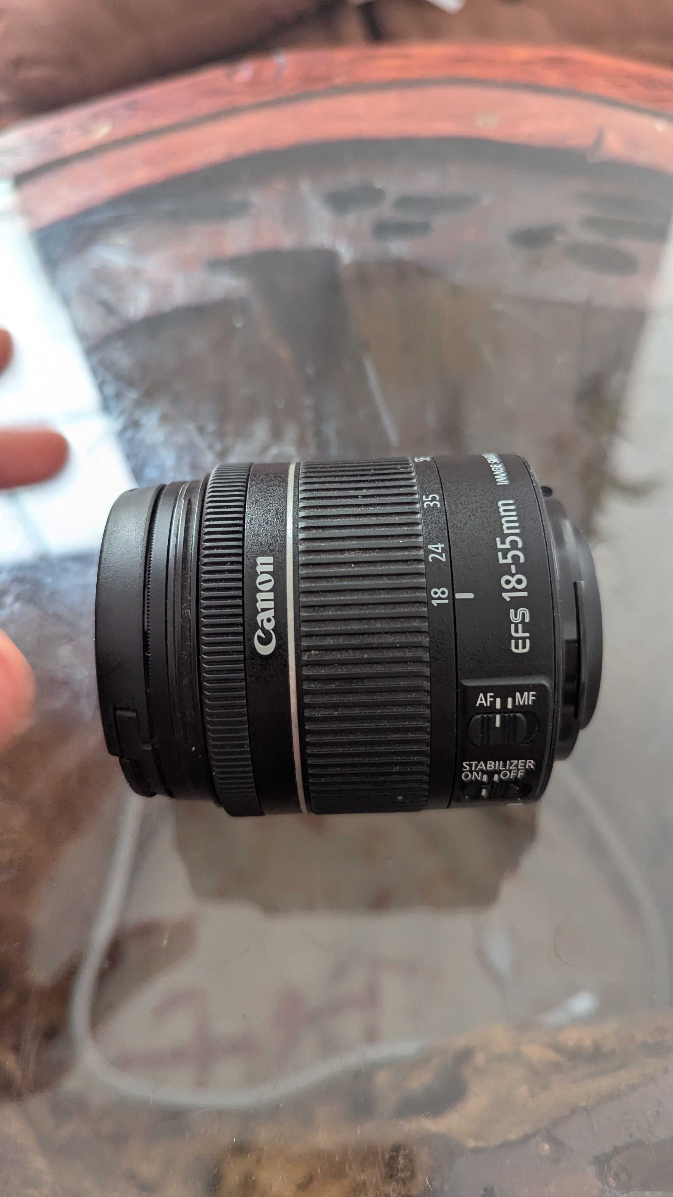 Canon EOS 200D com lente 18-55mm