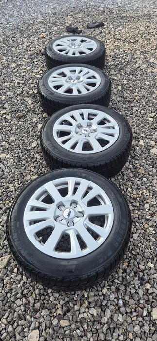 Felgi aluminiowe 16 z oponami zimowymi Skoda Octavia II , grupa VW
