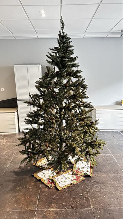 Árvore de Natal 2,10M