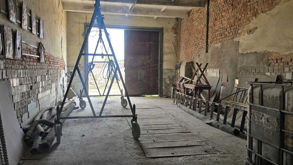 Продаж приміщення, Коростишів, 1846м.кв+офіс (24101164)