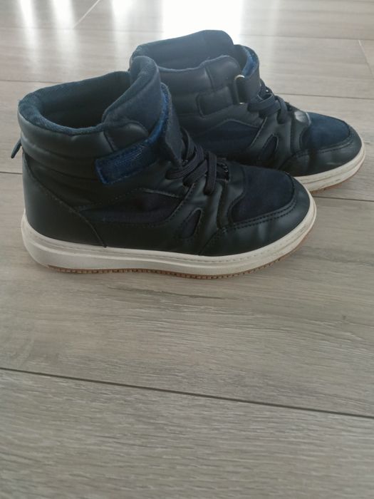 Buty chłopięce przejściowe 32