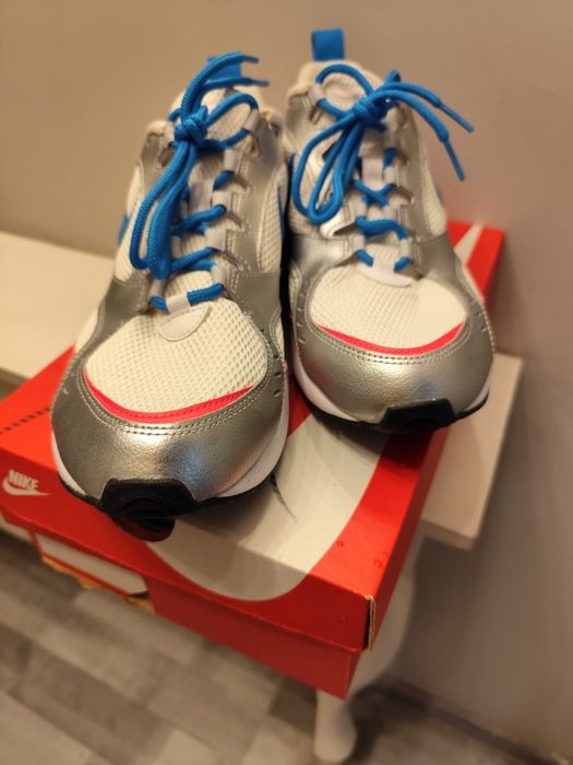 Buty sportowe Nike Air Heights rozm.44.