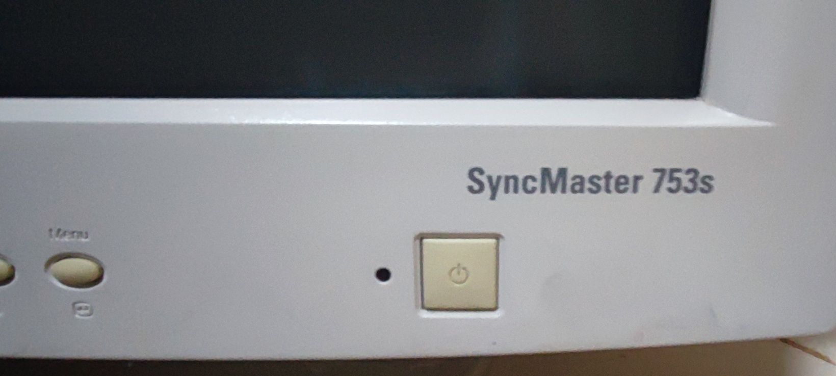 Monitor CRT Samsung syncmaster 735s