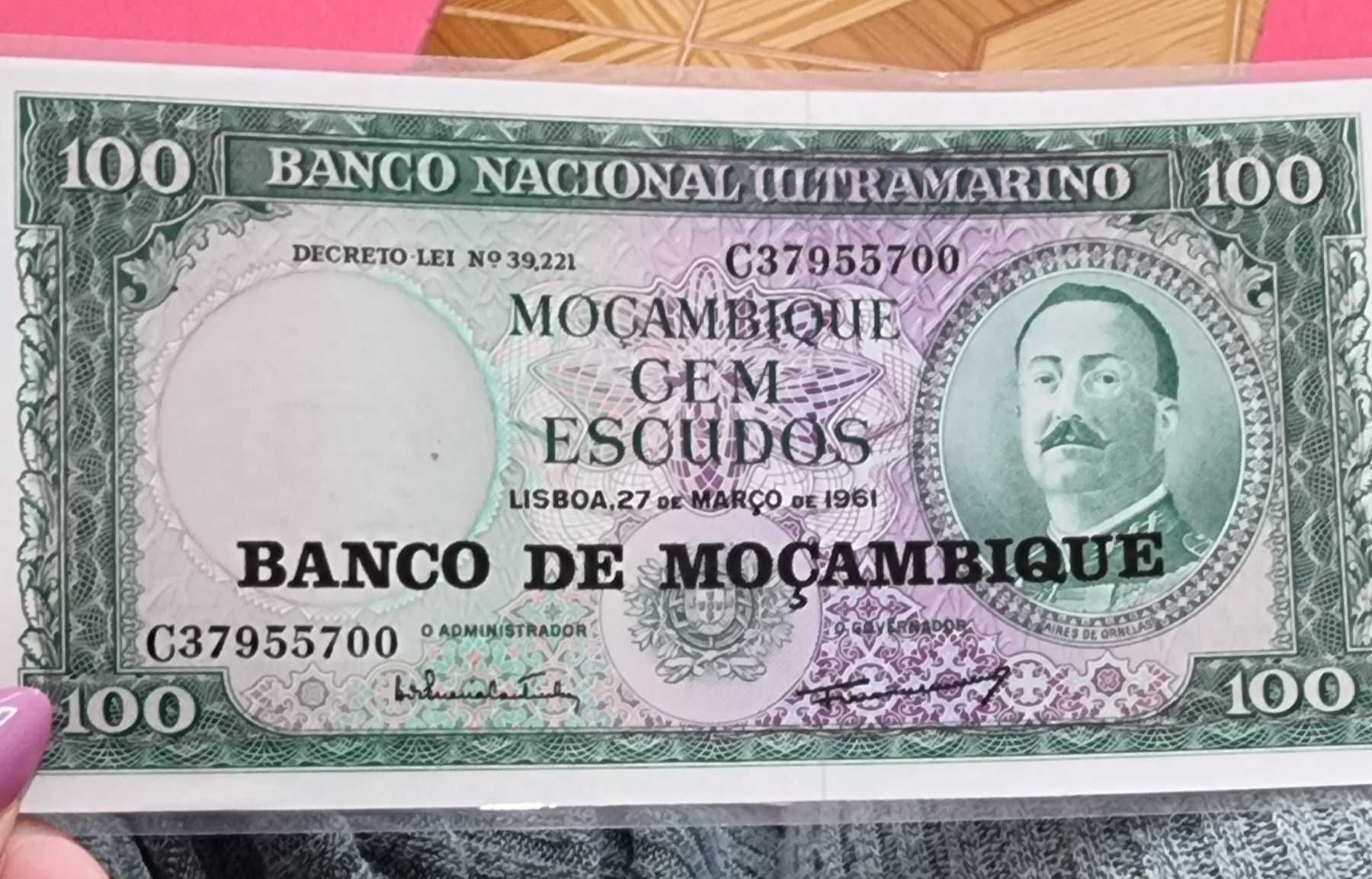 Nota 100 escudos Moçambique