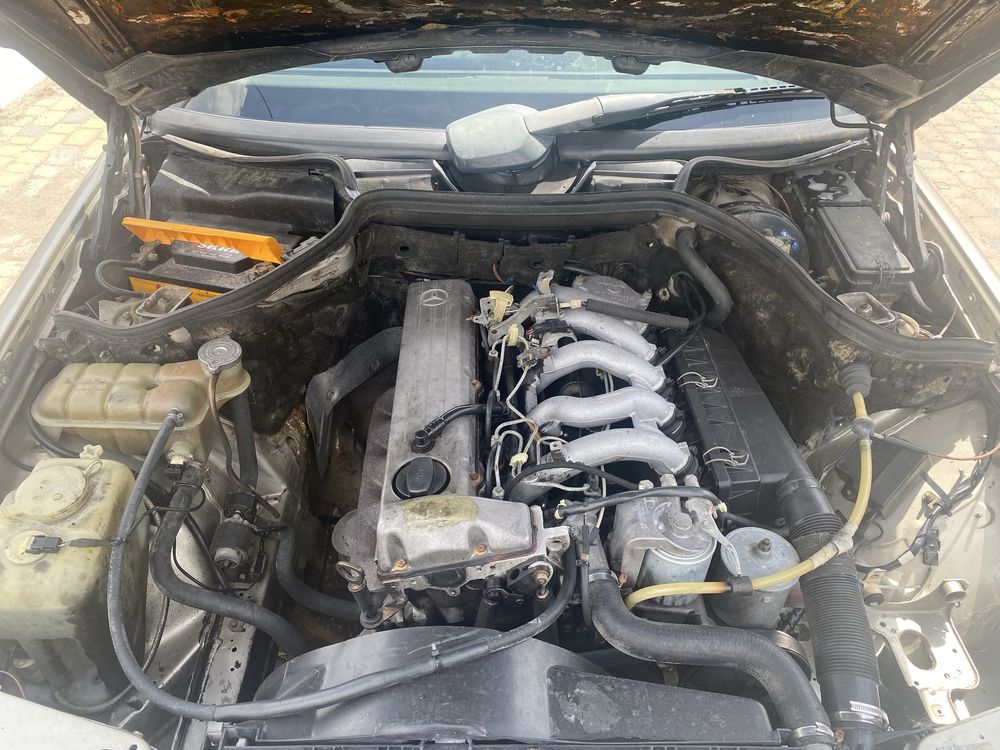 Mercedes benz w124 250d