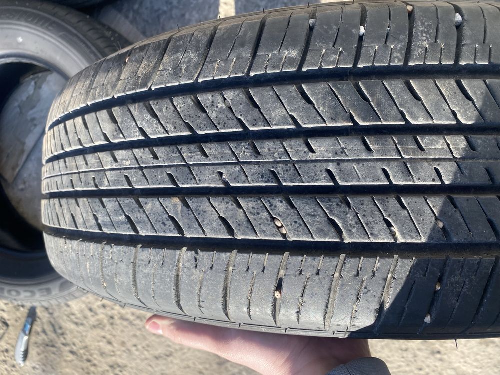 Шини Bridgestone Ecopia H/L 422 plus 215 65 R17 гума резина