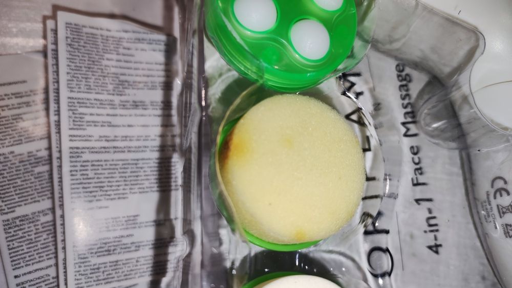 4 в 1 масажер для обличчя, очищувач Oriflame