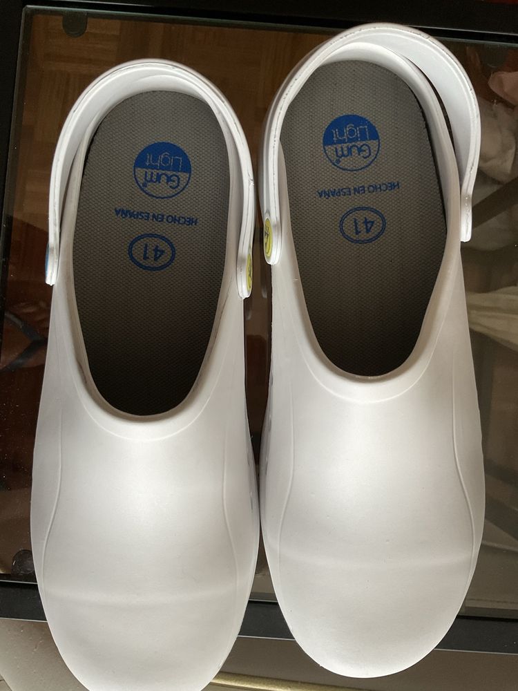 Crocs com biqueira de aço
