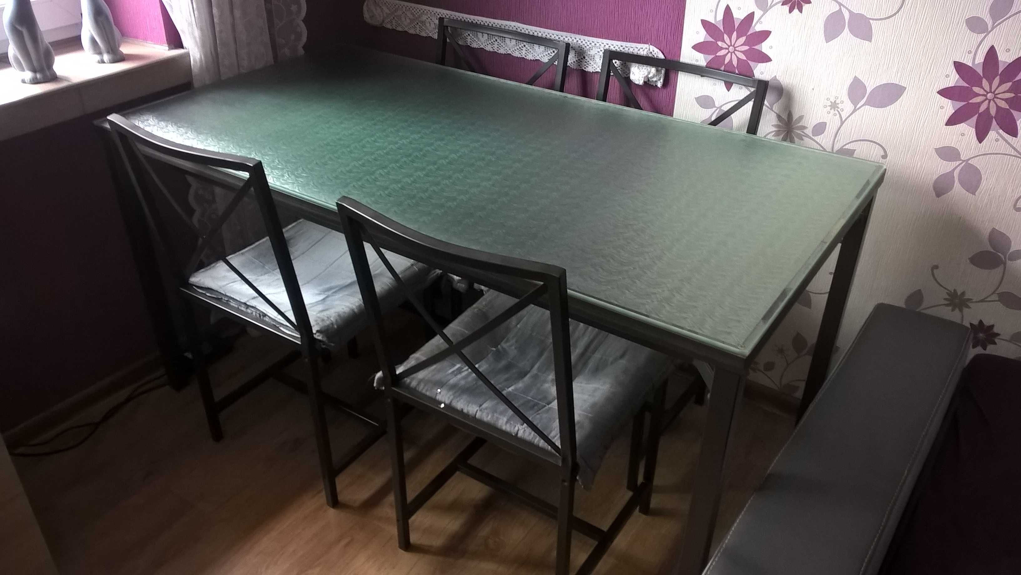 Ikea stół  150 cm x  78 cm + 4 krzesła