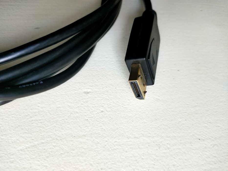 Cabo display port-VGA