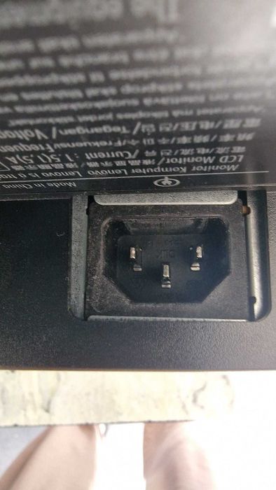 Monitor Lenovo E24-10