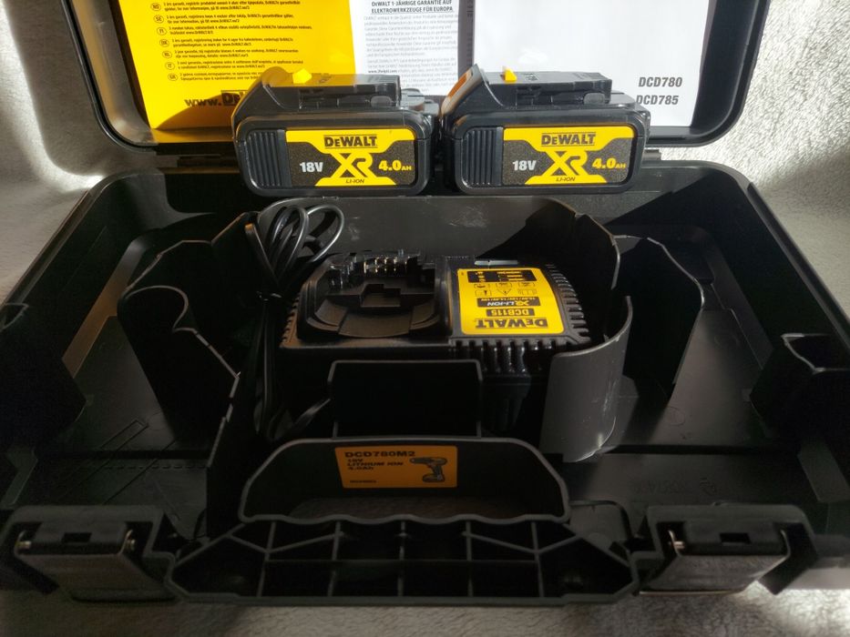 Wiertarko wkrętarka DeWalt DCD780M2 walizka, aku 2x4Ah