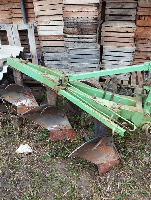 Плуг Бомет 3-25 польский