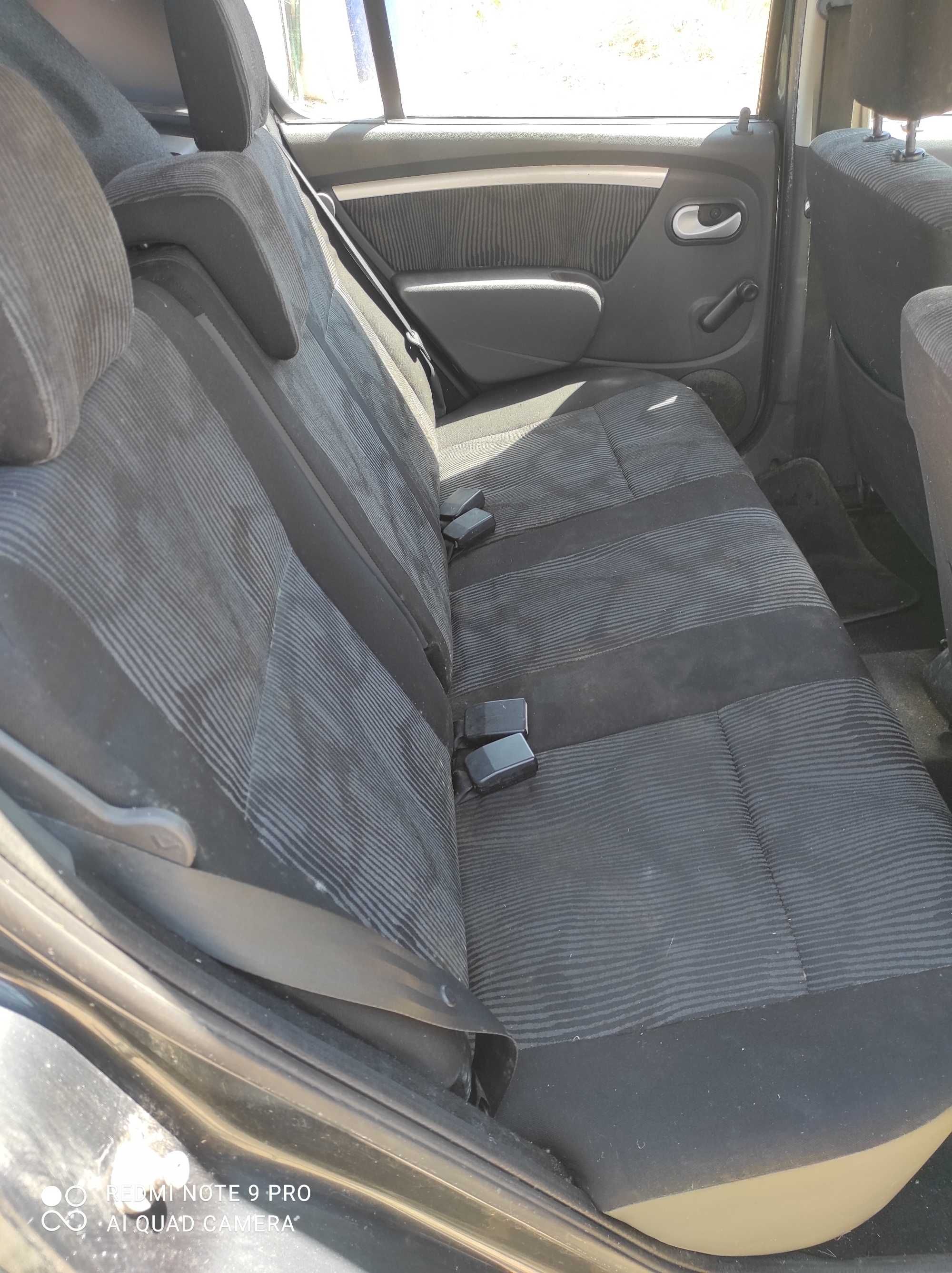 Vendo carro sem motor
