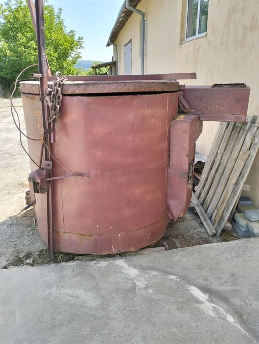 Піч промислова, твердопаливна