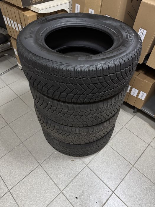 Michelin X-Ice Snow SUV 265/65 R17 — зима 2024, як нові