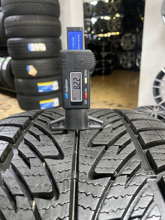 Диски R20 , 5/112 , ET28 , E 9J*20H2 , 4M0 601 025 DT