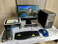 Komputer monitor 23” drukarka laser 4x3.7GHz 16GB RAM Grafa Radeon 4GB