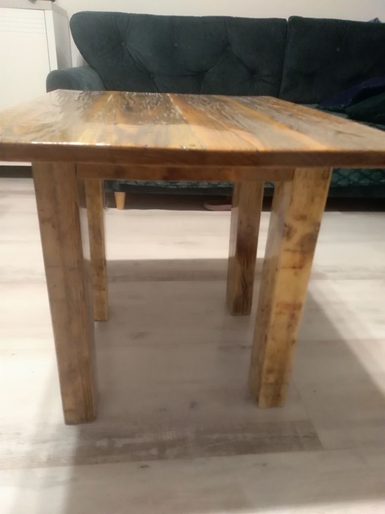 Stół /stolik /ława