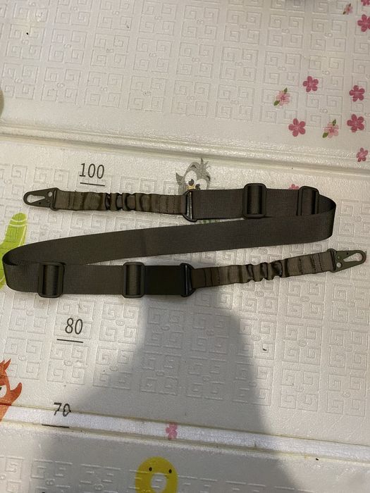 Ремінь двоточковий.