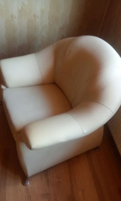 Sofa i jeden fotel