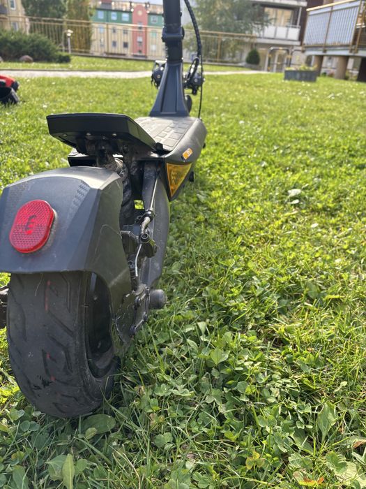 hulajnoga ruptor r6V3