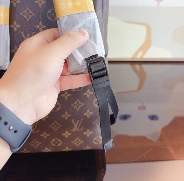 LOUIS VUITTON eclipse monogram мужской коричневый рюкзак портфель
