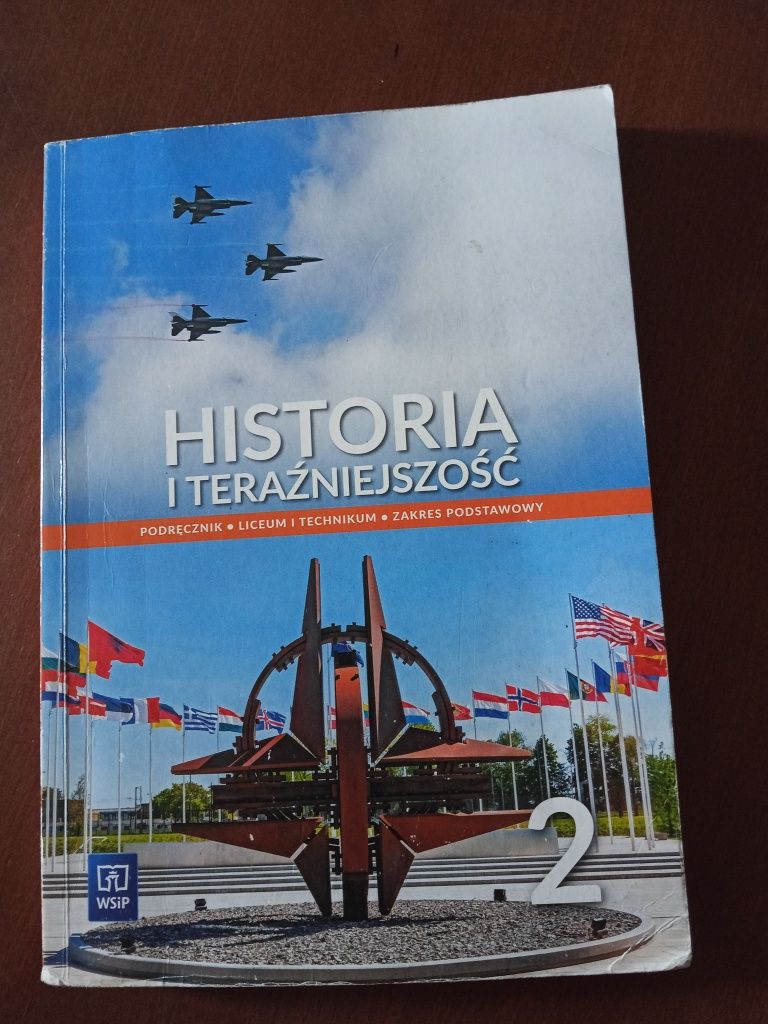 Historia i teraźniejszość 2