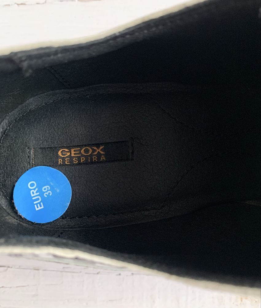 Damskie Sneakersy Geox x Raul 33 Graffiti 39 Skóra Uniakt Nowe !