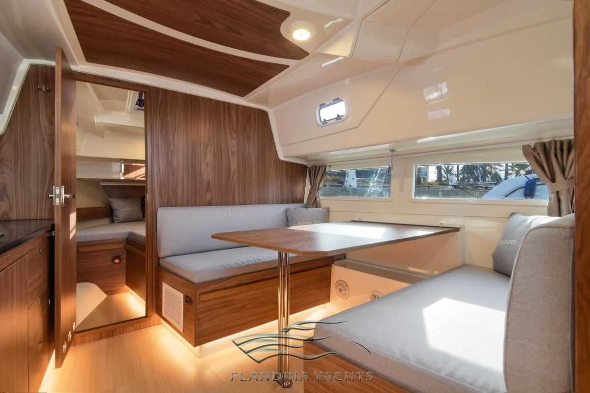 Nowa łódź motorowa Nautic 990_rok produkcji 2024_HOUSEBOAT_ESKAPADER