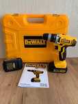 Аккумуляторний шуруповерт DeWalt DCD791 з супер набором у кейсі
