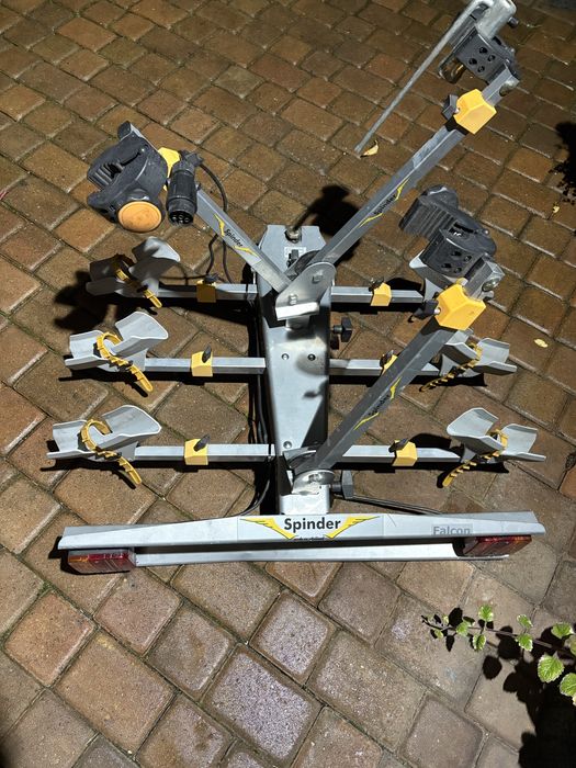Bagażnik na 3 rowery na hak uchylny holenderski Spinder Falcon