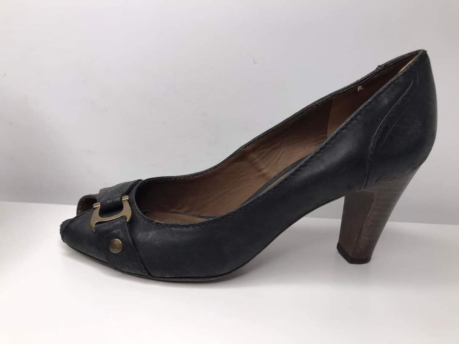 Czółenka skórzane Massimo Dutti Rozmiar 38