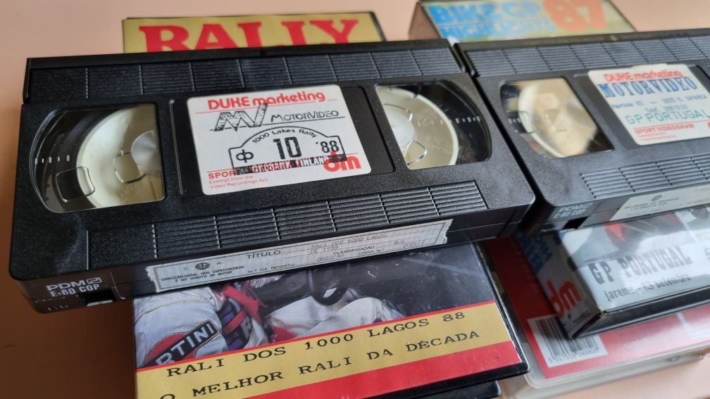 4 cassetes VHS: Ralis e MotoGP