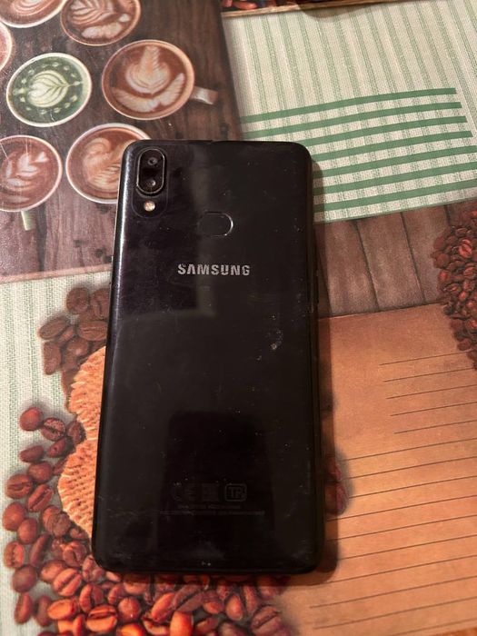 Продам телефон samsung