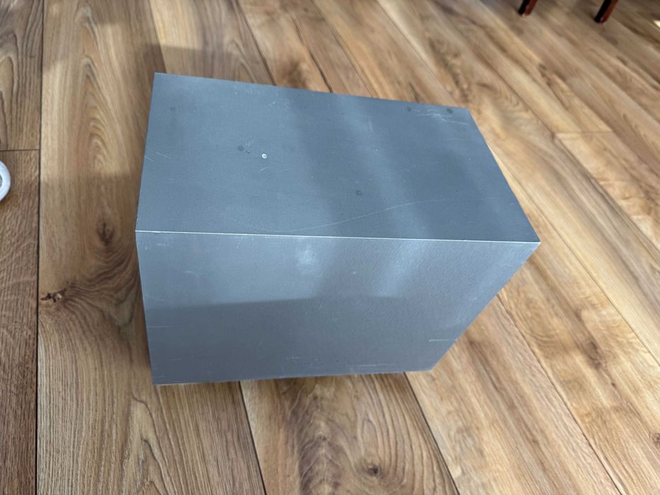 Magnat Cubus 5100A – mocny, solidny subwoofer aktywny (50 W RMS)