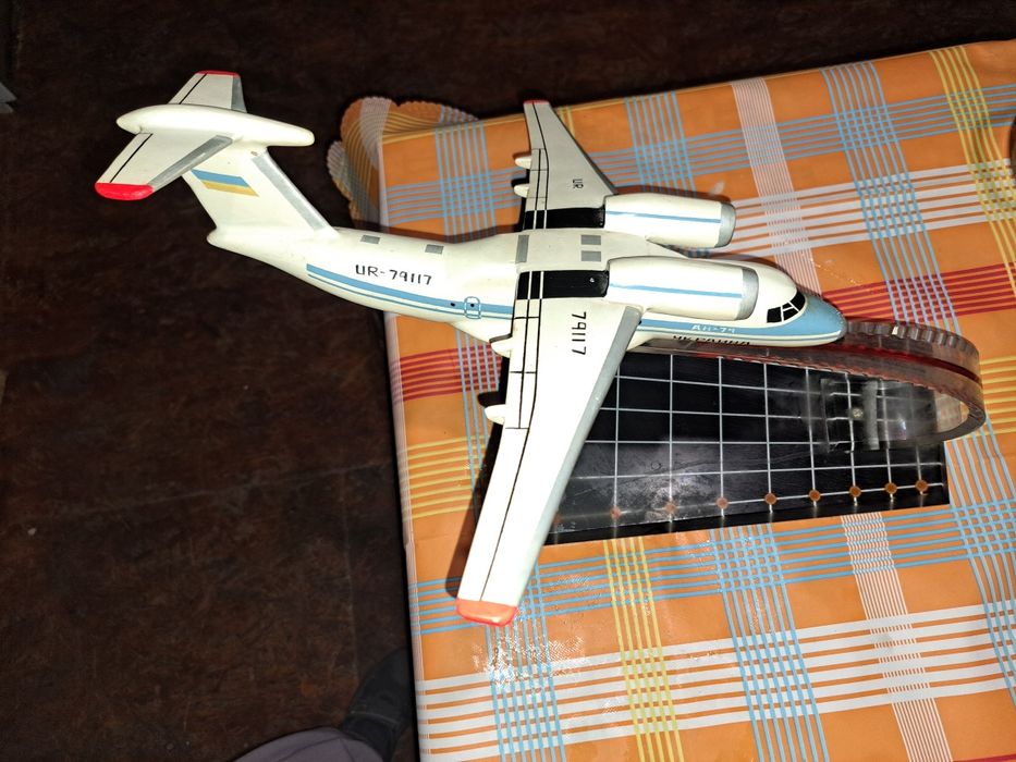 Макет самолёта АН 74