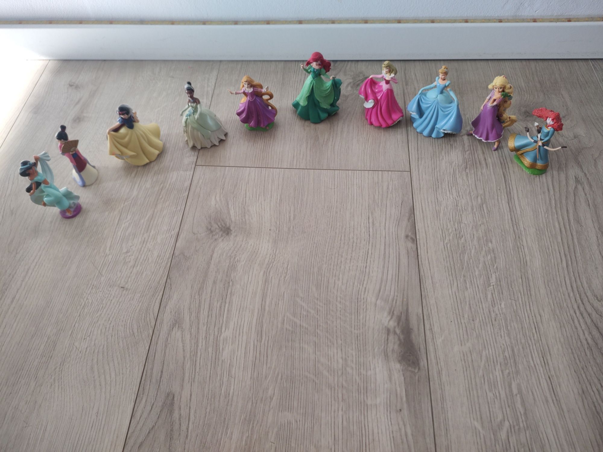 Zestaw figurek, księżniczki Disneya 10 sztuk, min Śnieżka, Roszpunka,