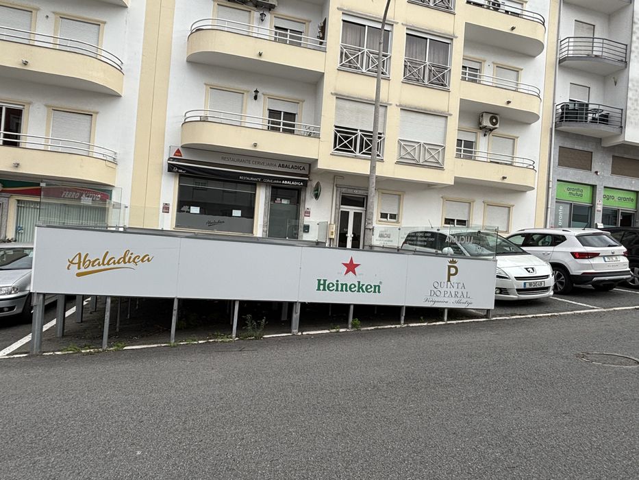 Vende-se estrutura de esplanada