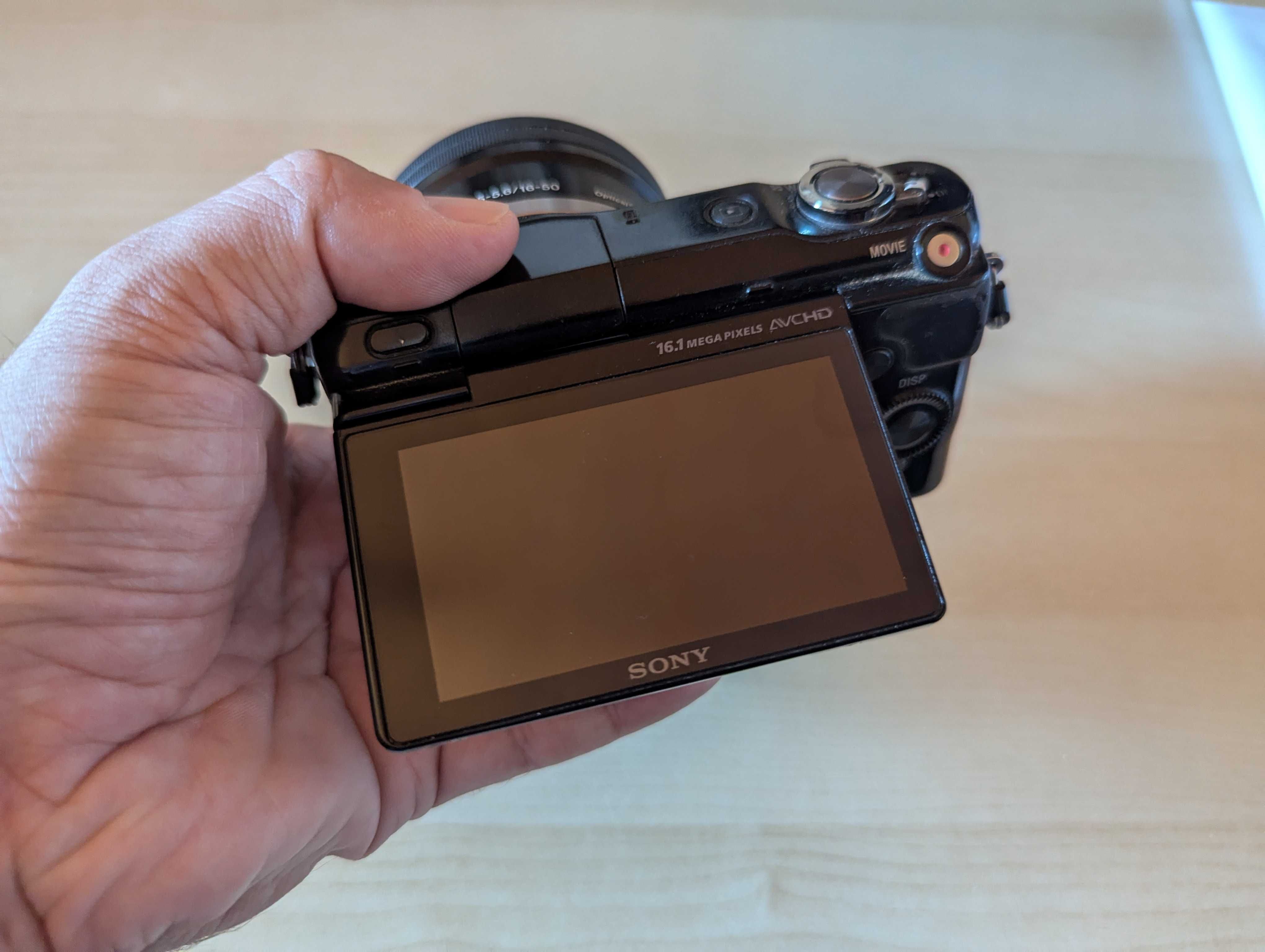 Sony Alpha NEX-3n uszkodzony + obiektyw