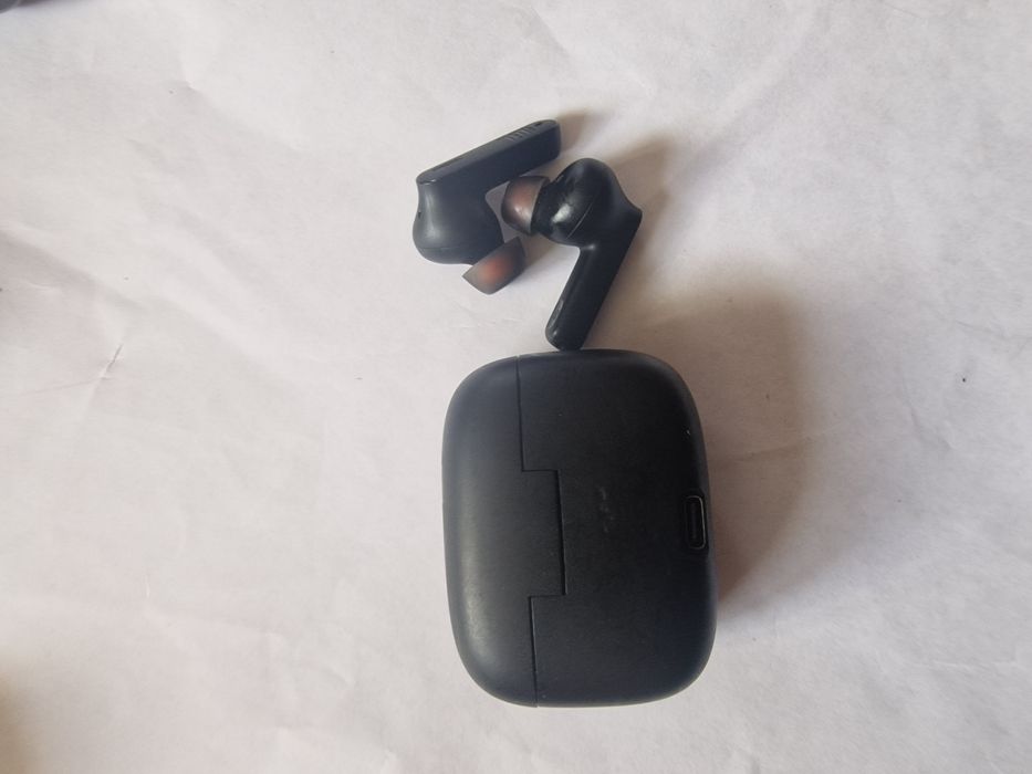 Sluchawki Bluetooth Jbl tune230nc  sprawne