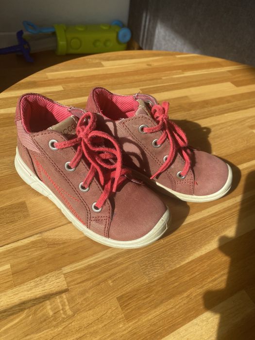 Buciki dziecięce ECCO. idealne na wiosnę. Rozm 26